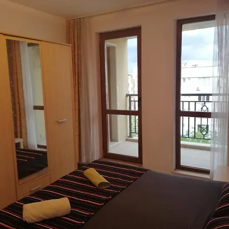Apartamento Four Seasons + Varna